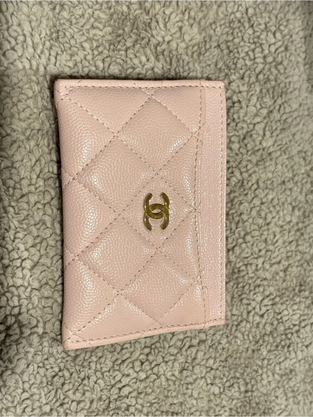 CHANEL Light Pink Quilted Card Holder with Gold CC